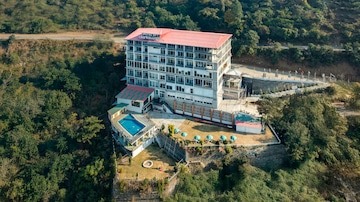 SPT CLARKS INN SUITES